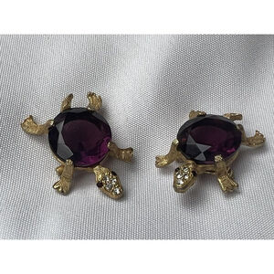 TWO Jelly Belly Turtle Brooch Pins Amethyst Color Crystal Gold Tone EUC